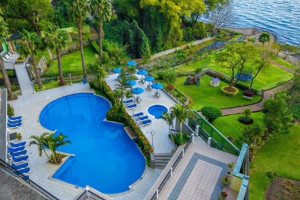Riviera, Panajachel